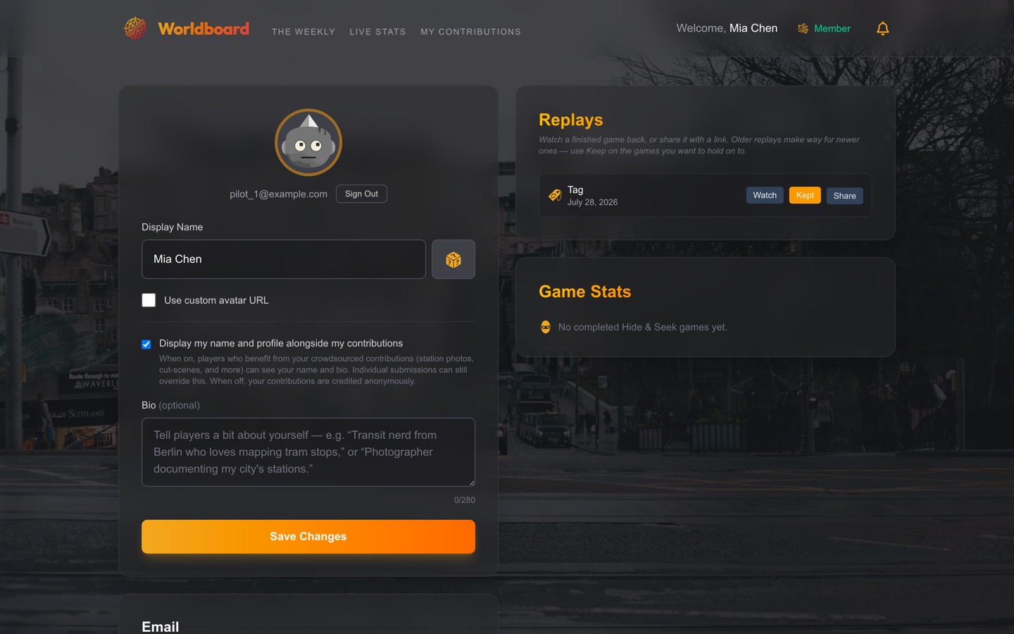 The profile Replays card with a Tag game held by the amber "Kept" toggle, next to Watch and Share.